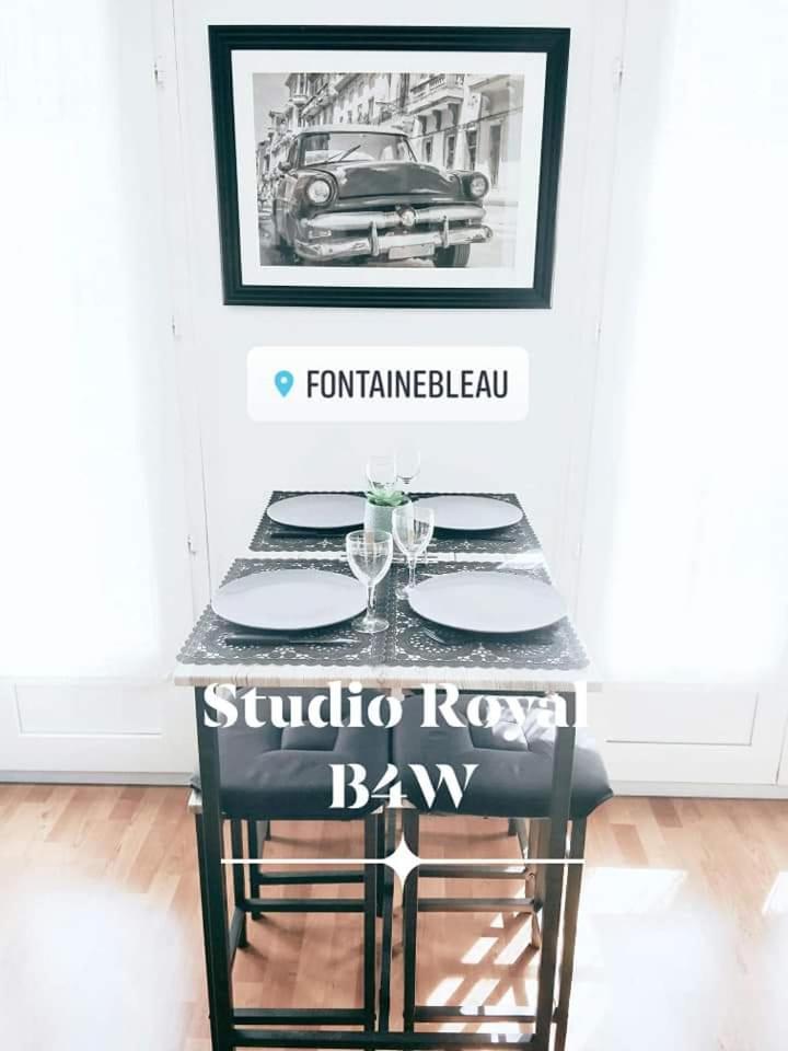 Studio Royal By Beds4Wanderlust - Place Du Marche Avec Parking Prive Fontainebleau Pokój zdjęcie