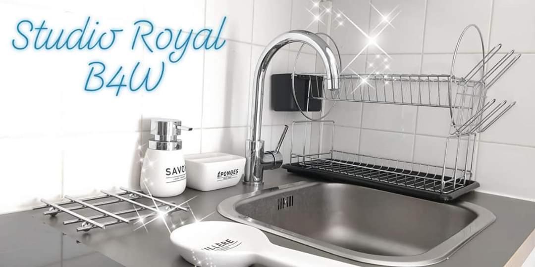 Studio Royal By Beds4Wanderlust - Place Du Marche Avec Parking Prive Fontainebleau Pokój zdjęcie