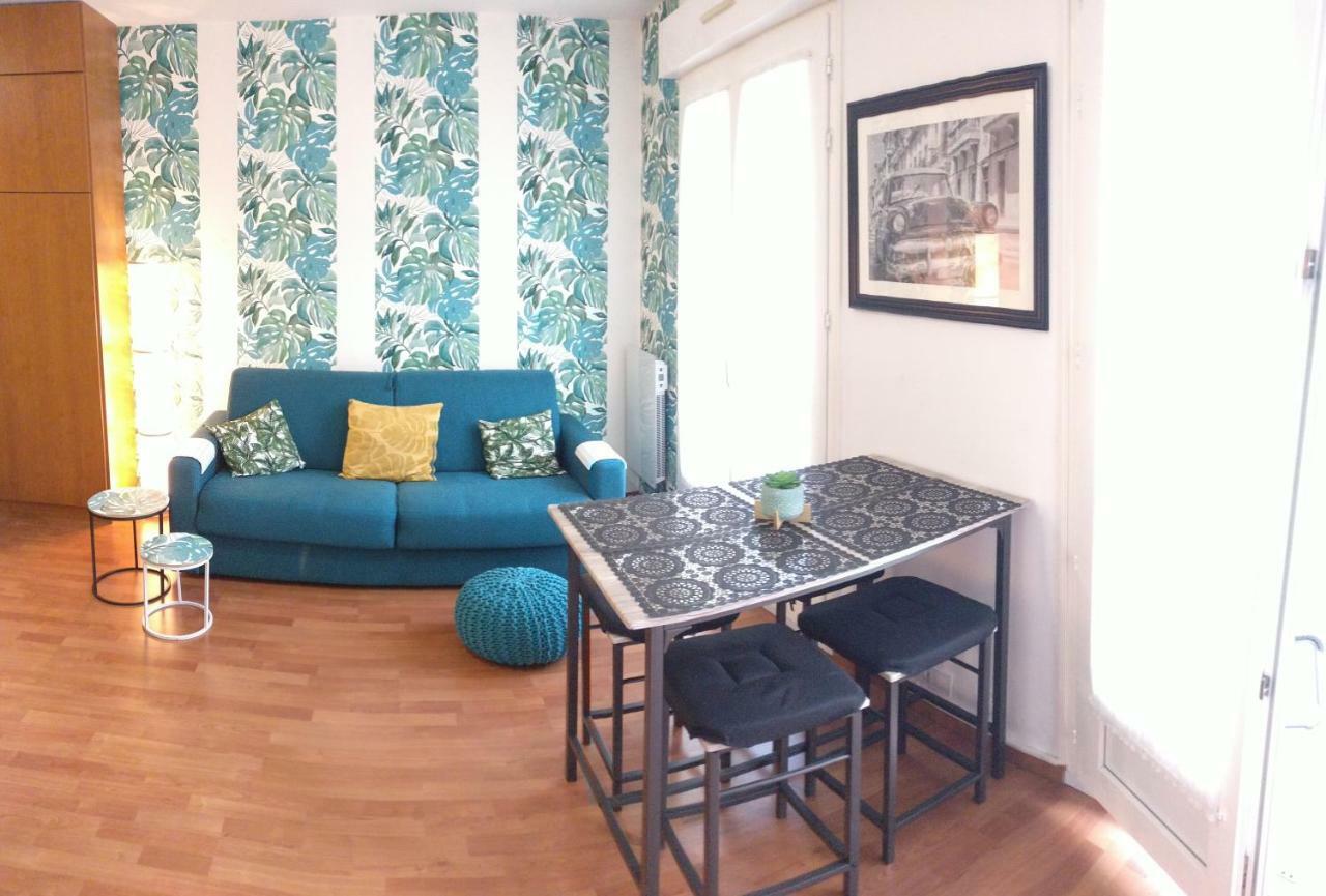 Studio Royal By Beds4Wanderlust - Place Du Marche Avec Parking Prive Fontainebleau Zewnętrze zdjęcie